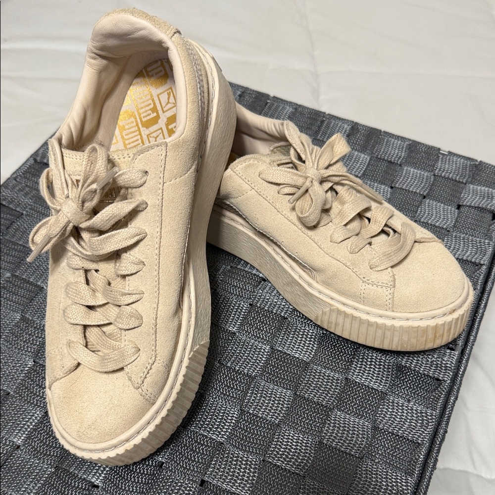 🔥2 for $30🔥FLASH SALE Puma Women's Suade platform Beige Sneakers